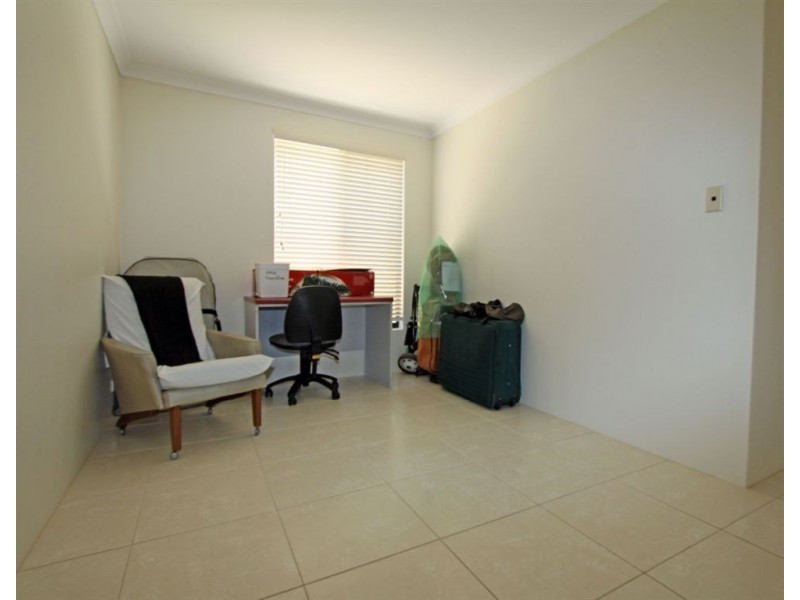 15 Duyfken Way, Dudley Park WA 6210