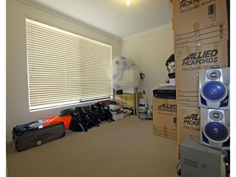 15 Duyfken Way, Dudley Park WA 6210