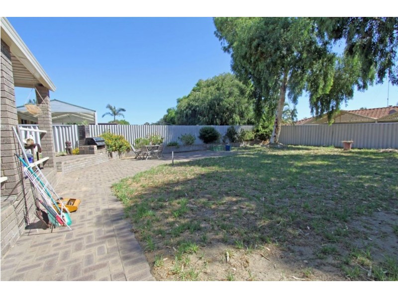 44 Mahogany Drive, Halls Head WA 6210