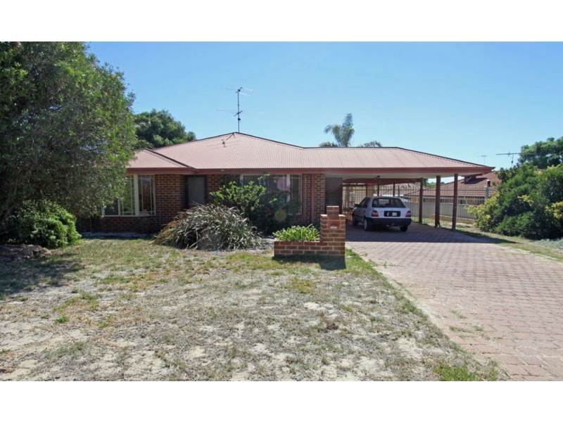 8 Amulla Court, Halls Head WA 6210