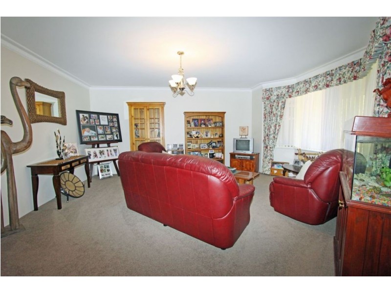 33 Candelo Loop, Greenfields WA 6210