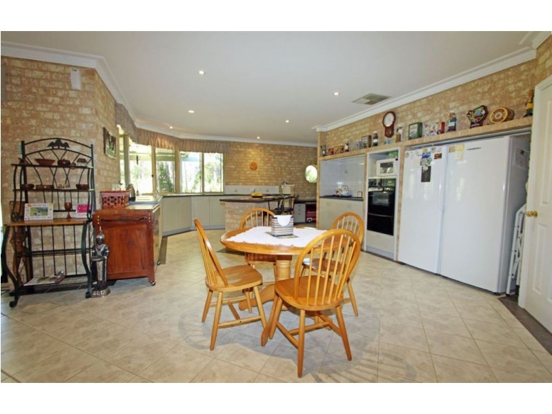 33 Candelo Loop, Greenfields WA 6210