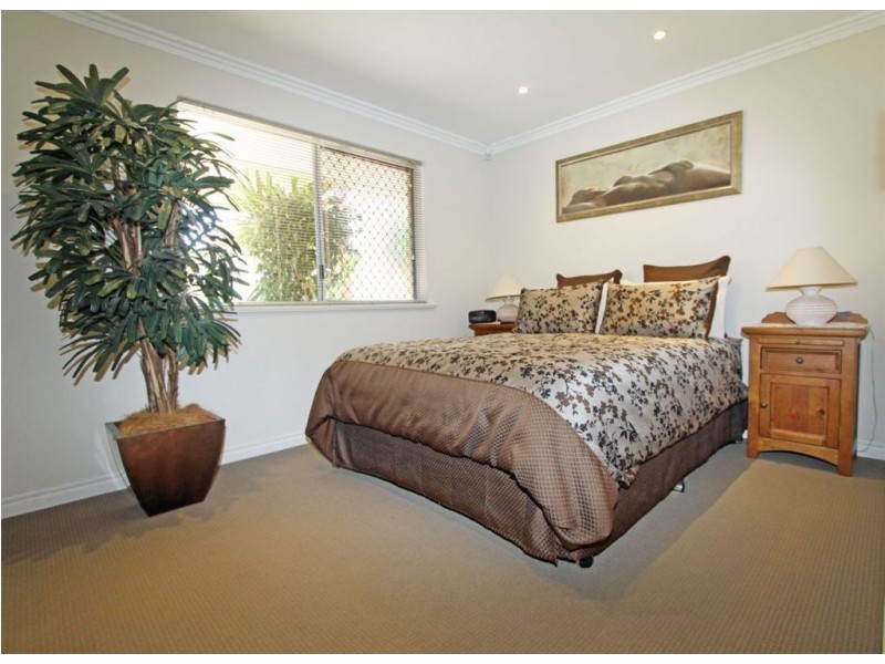 13B King Drive, Mandurah WA 6210