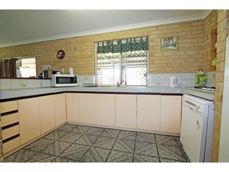 11 Arrowrock Retreat, Greenfields WA 6210