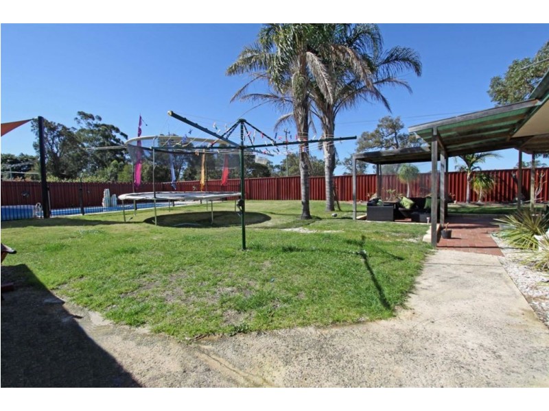 11 Arrowrock Retreat, Greenfields WA 6210