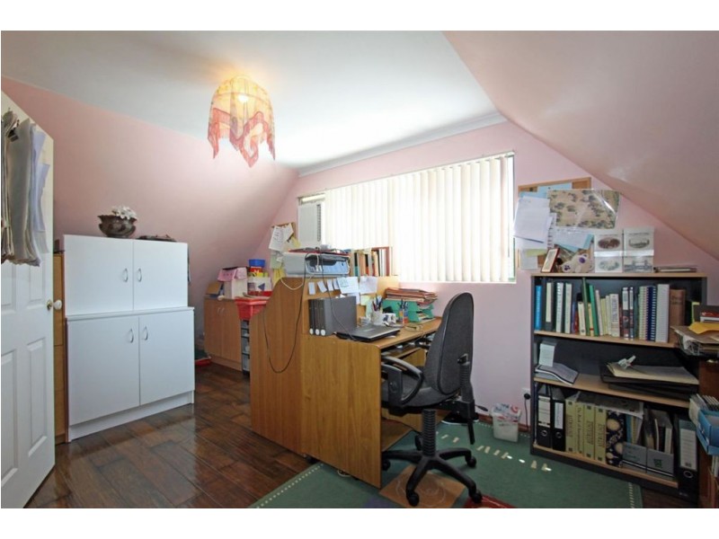 231 Birch Drive, Birchmont WA 6214