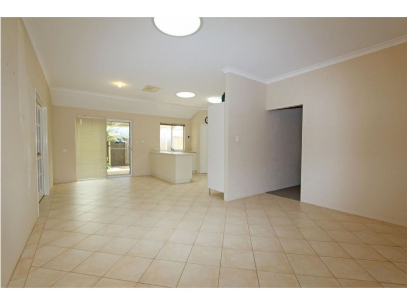 13 Onslow Court, Erskine WA 6210