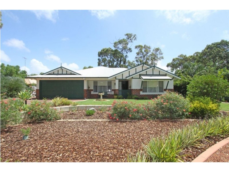 5 Barrow Rise, Greenfields WA 6210