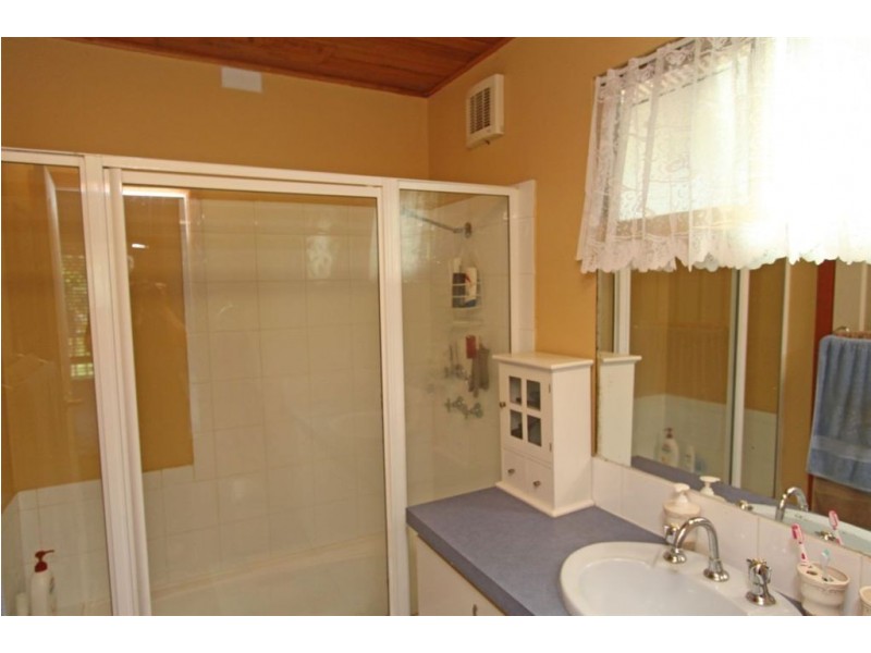 32 Roy Road, Coodanup WA 6210