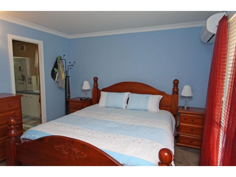 32 Roy Road, Coodanup WA 6210