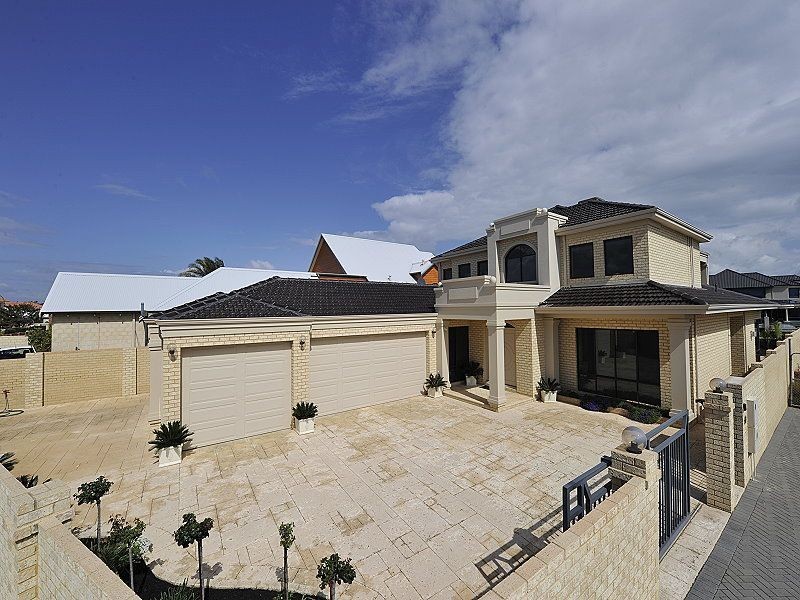 60 Aztec Island Retreat, Halls Head WA 6210