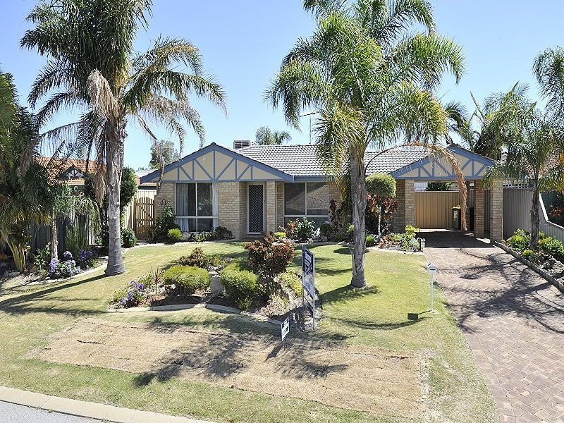 27a Muntries Place, Halls Head WA 6210