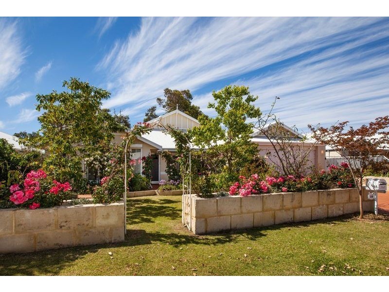 23 Cervantes Drive, Erskine WA 6210