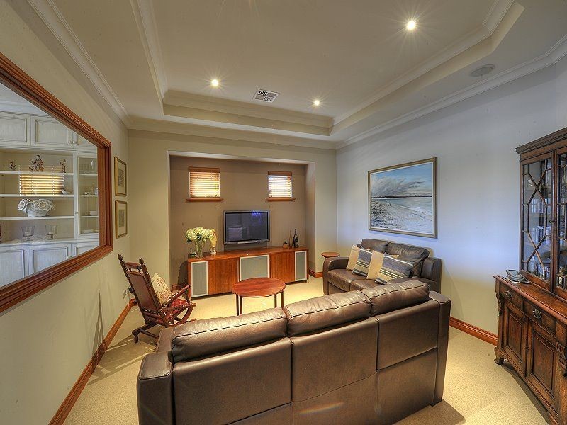 48 Aztec Island Retreat, Halls Head WA 6210