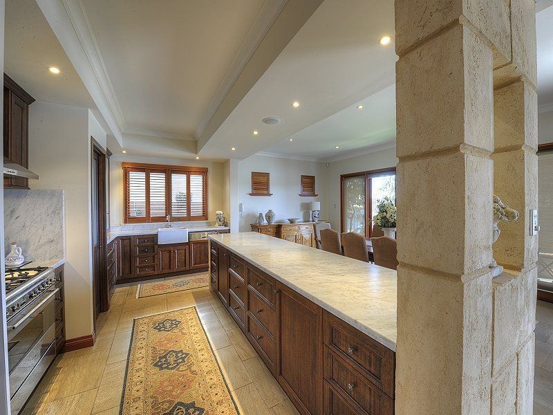 48 Aztec Island Retreat, Halls Head WA 6210