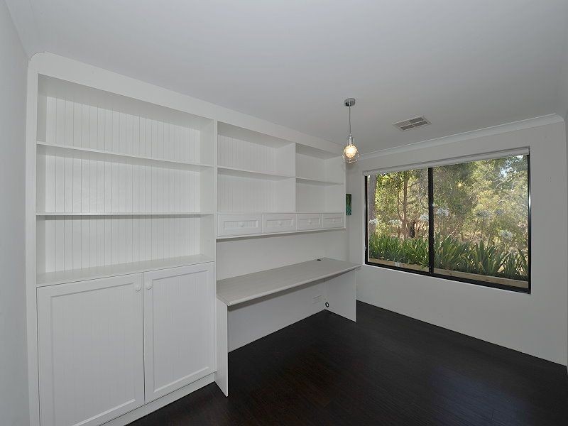 60 Caledonia Close, Herron WA 6211