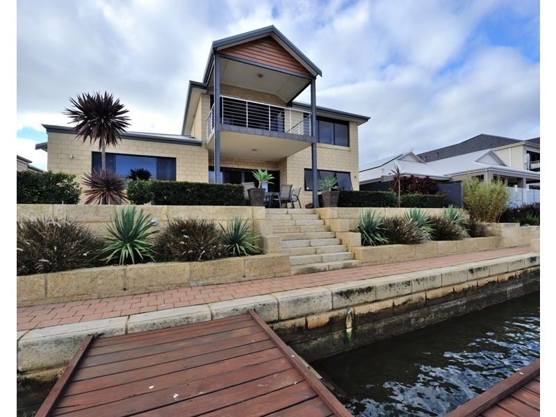 29 Waterlily Drive, Dudley Park WA 6210