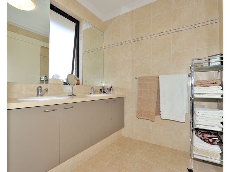 29 Waterlily Drive, Dudley Park WA 6210