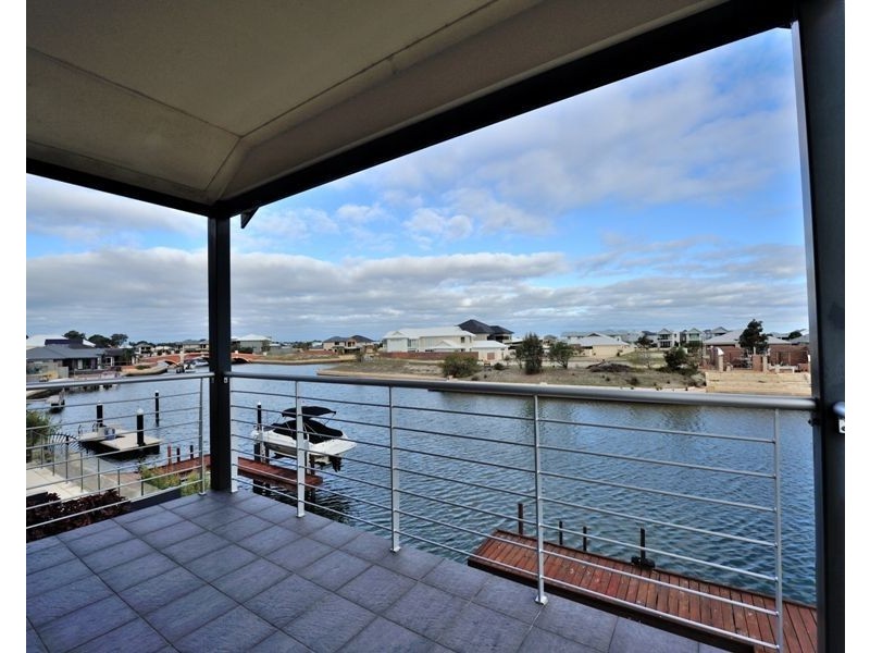 29 Waterlily Drive, Dudley Park WA 6210