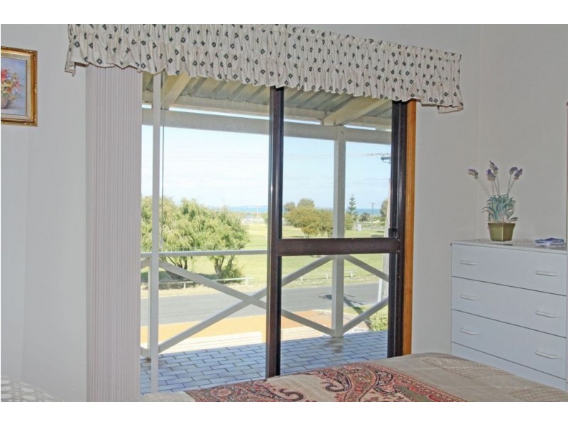 6 Bengal Street, Madora Bay WA 6210