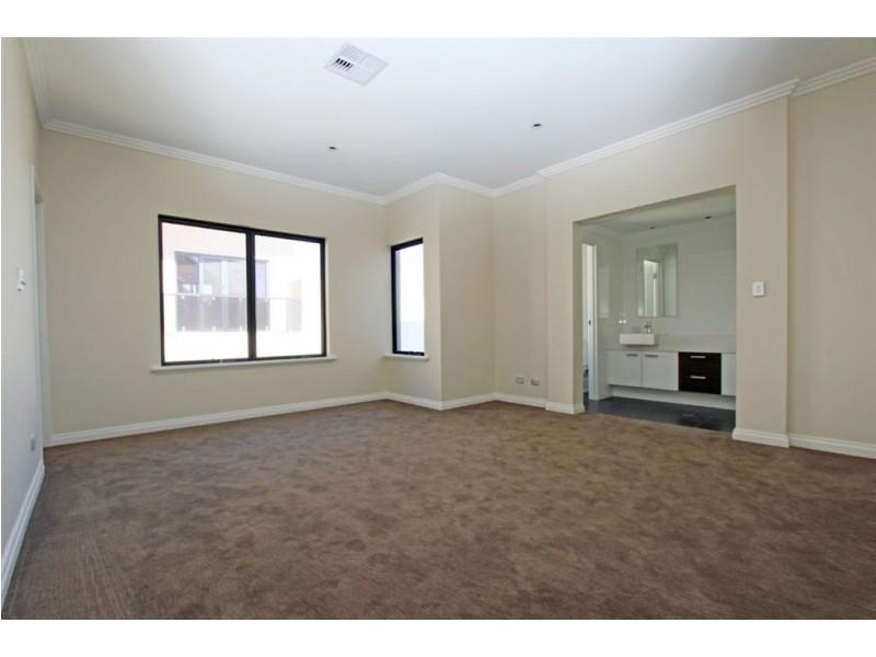 6/23 Galileo Loop, Mandurah WA 6210