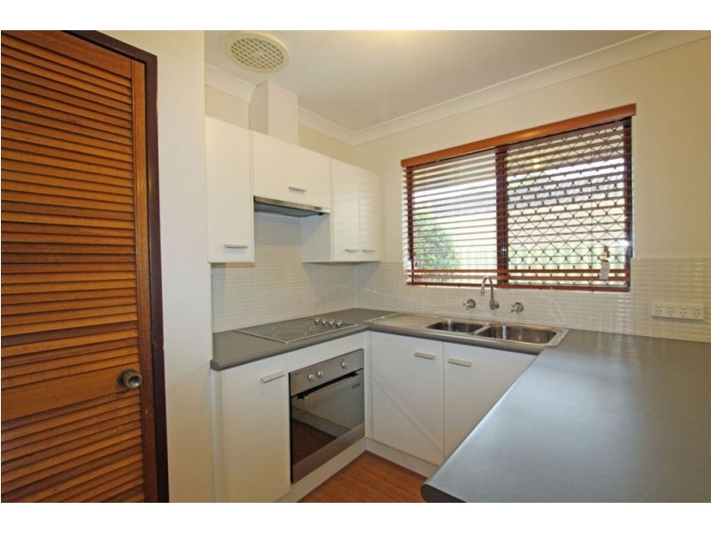 1/8 Perseus Road, Silver Sands WA 6210