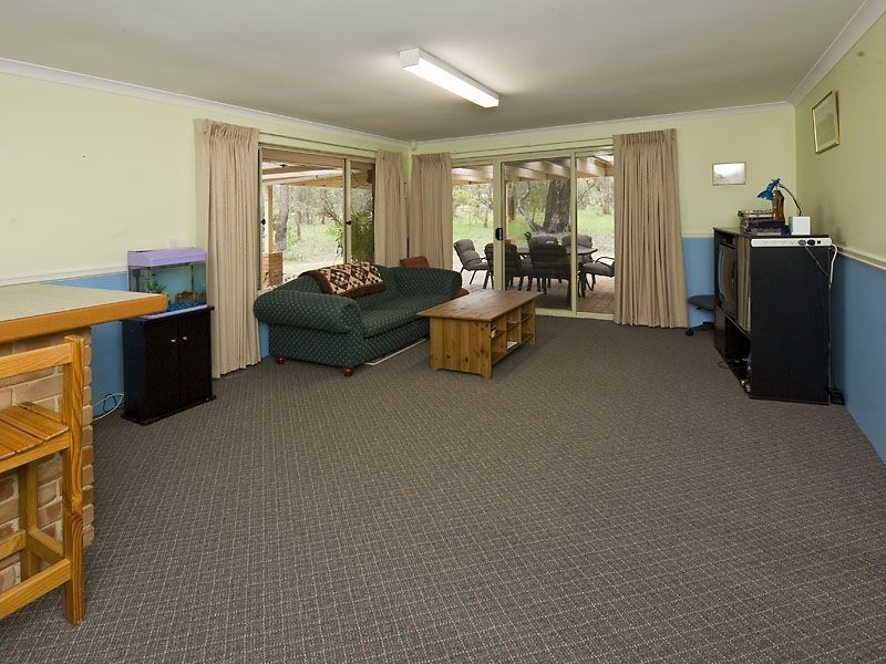 23 Summerhill Drive, Stake Hill WA 6210