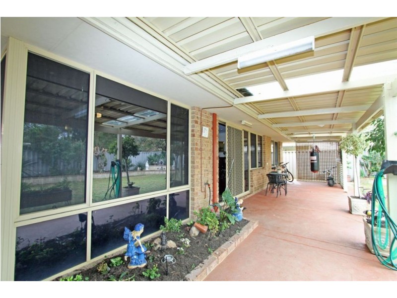 2 Berkeley Close, Greenfields WA 6210