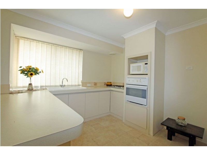 15 Westbourne Pass, Erskine WA 6210