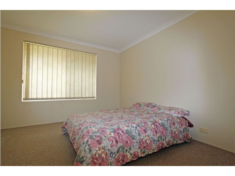15 Westbourne Pass, Erskine WA 6210