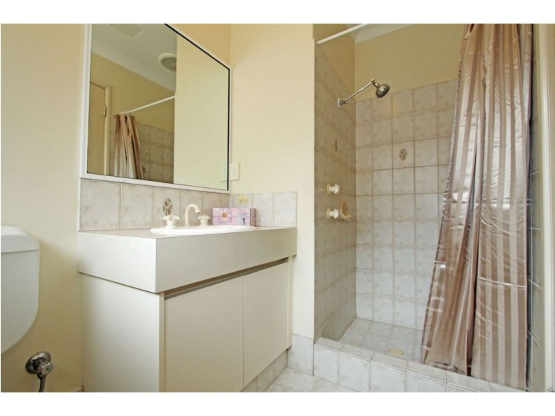 15 Westbourne Pass, Erskine WA 6210