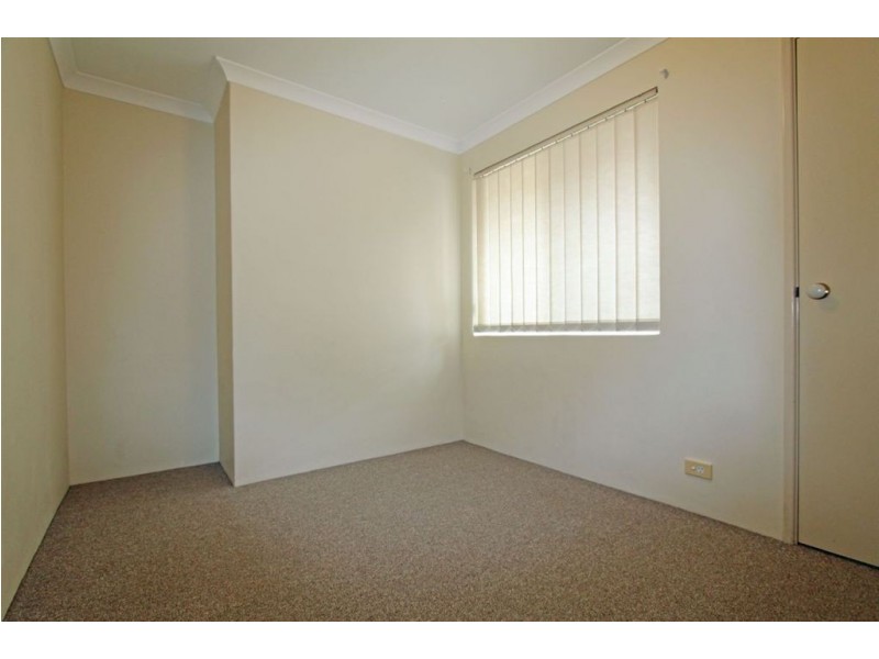 15 Westbourne Pass, Erskine WA 6210