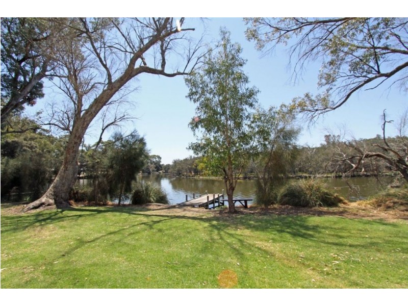 14 Redcliffe Road, Greenfields WA 6210