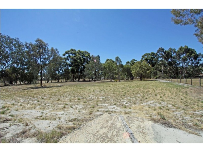 38 Shenton Road, Barragup WA 6209