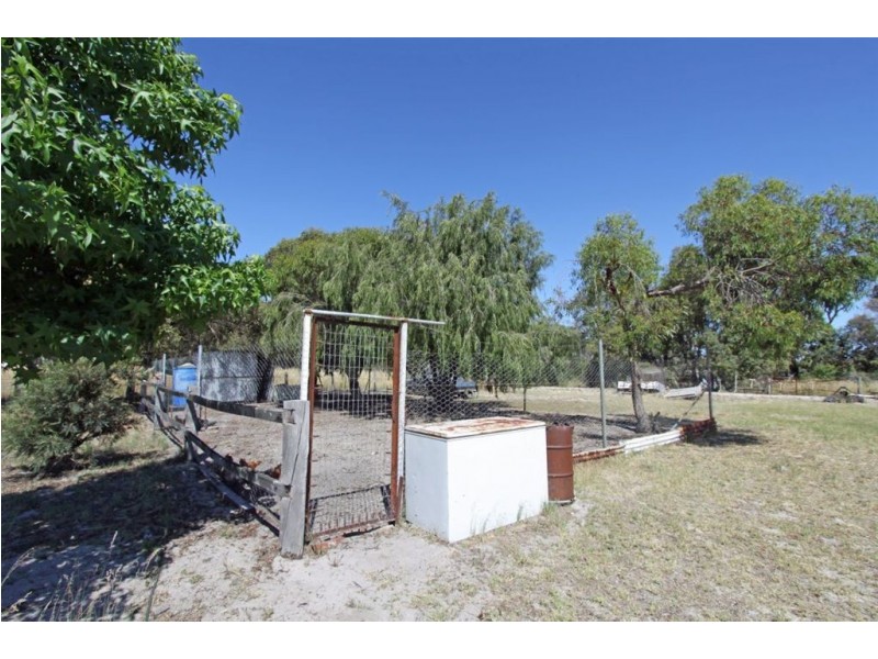 38 Shenton Road, Barragup WA 6209
