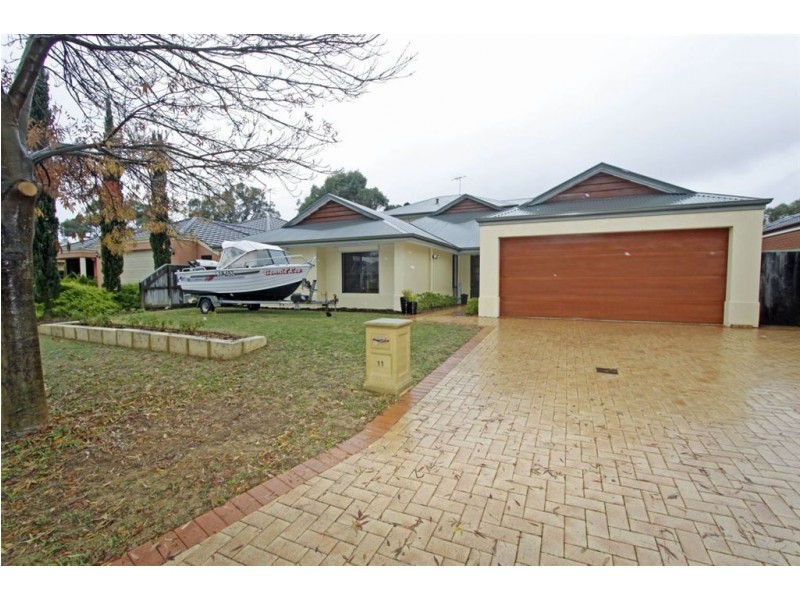 11 Mayfair Mews, Meadow Springs WA 6210