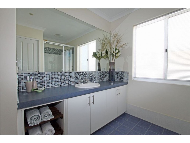 29 Conservation Loop, Erskine WA 6210