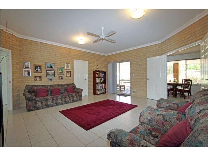 2 Maroona Place, Greenfields WA 6210