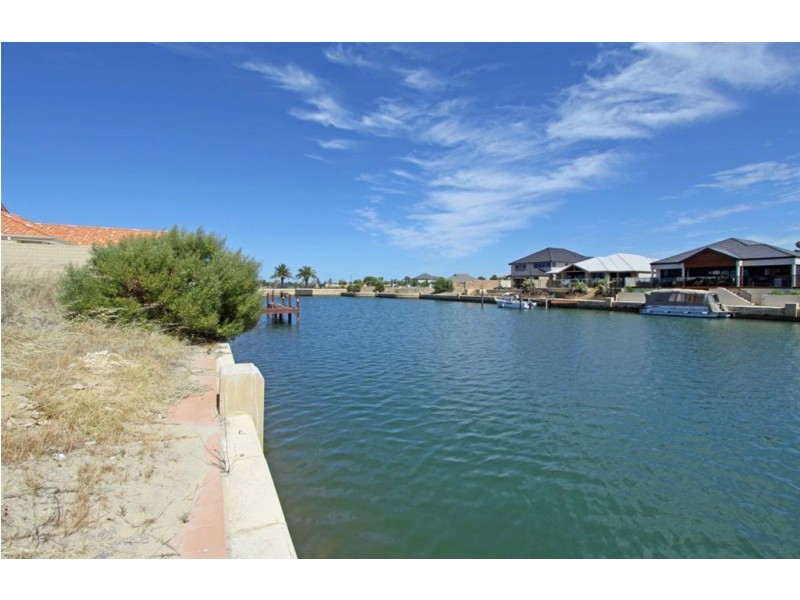 13 Trade Winds Retreat, Dudley Park WA 6210