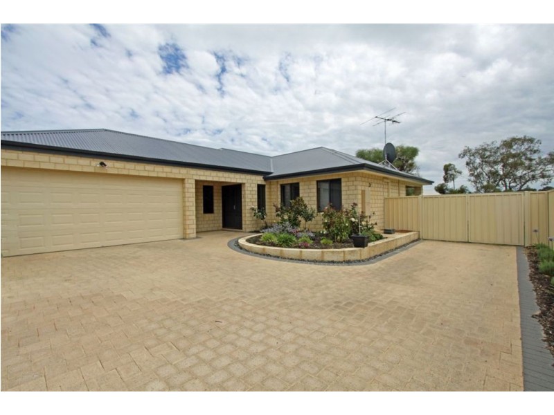 23C Nairn Road, Coodanup WA 6210