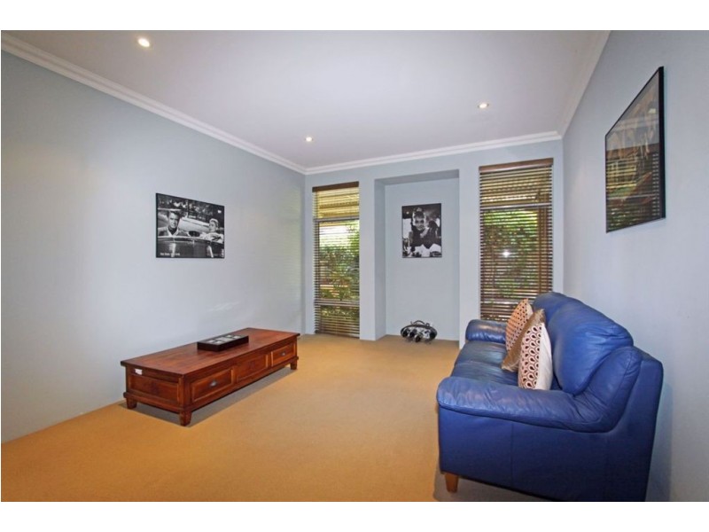 67 Newport Drive, Dudley Park WA 6210