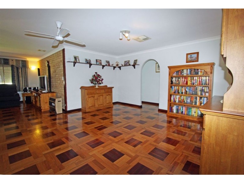 6 Sefton Court, Silver Sands WA 6210
