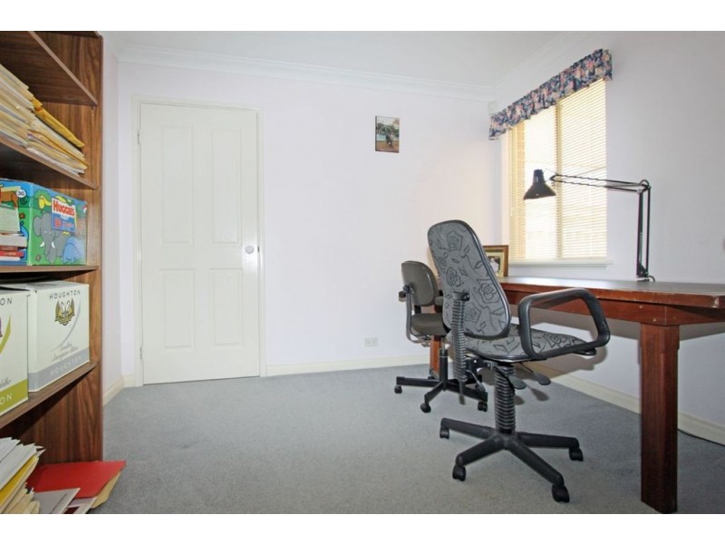 63 Ronsard Drive, San Remo WA 6210