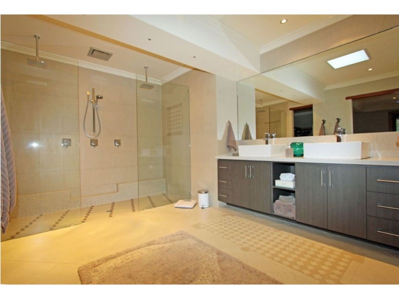 64 McLarty Road, Halls Head WA 6210