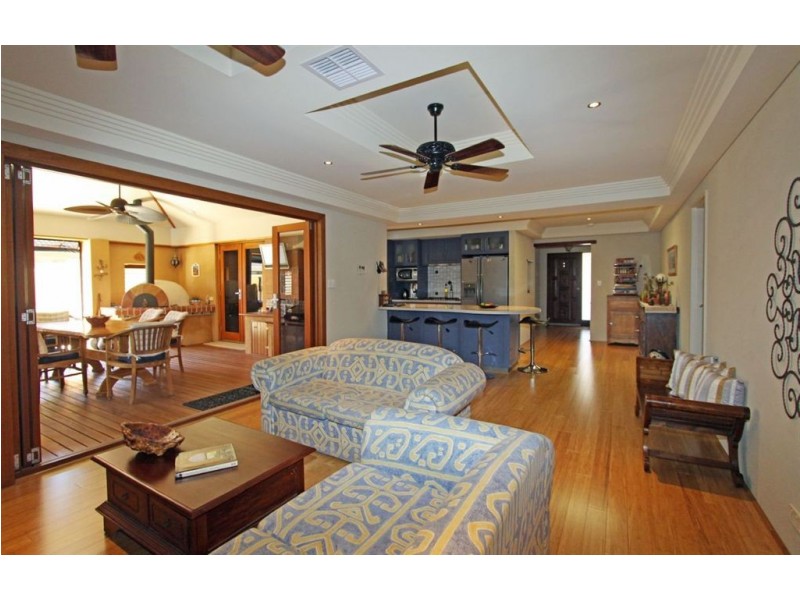 64 McLarty Road, Halls Head WA 6210