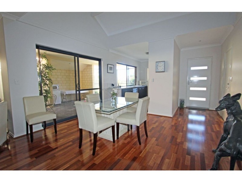 1/49 Hackett Street, Mandurah WA 6210