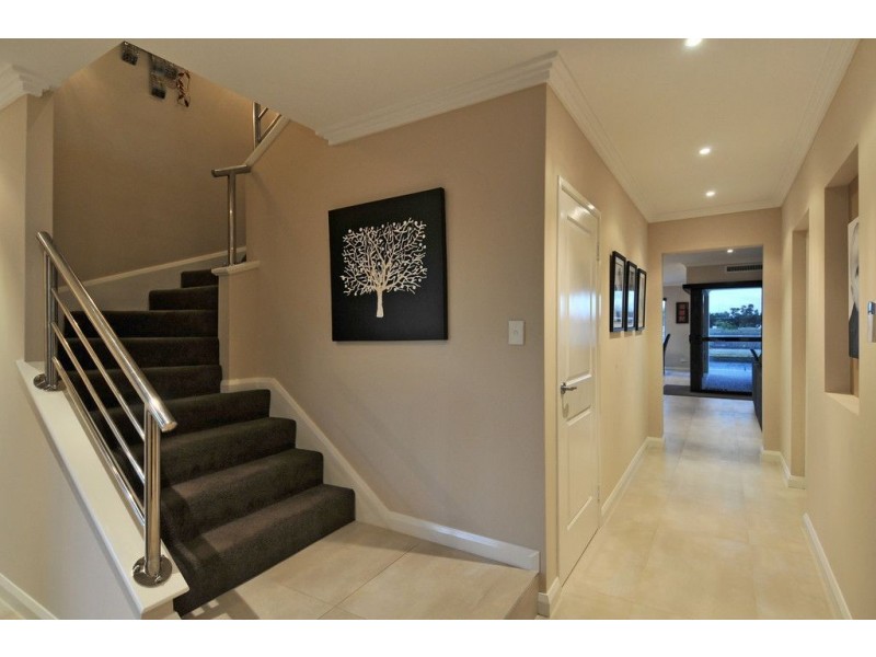 24 Twilight Court, Mandurah WA 6210