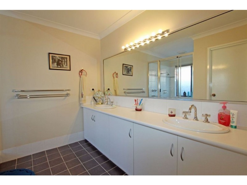 29 Hungerford Avenue, Halls Head WA 6210