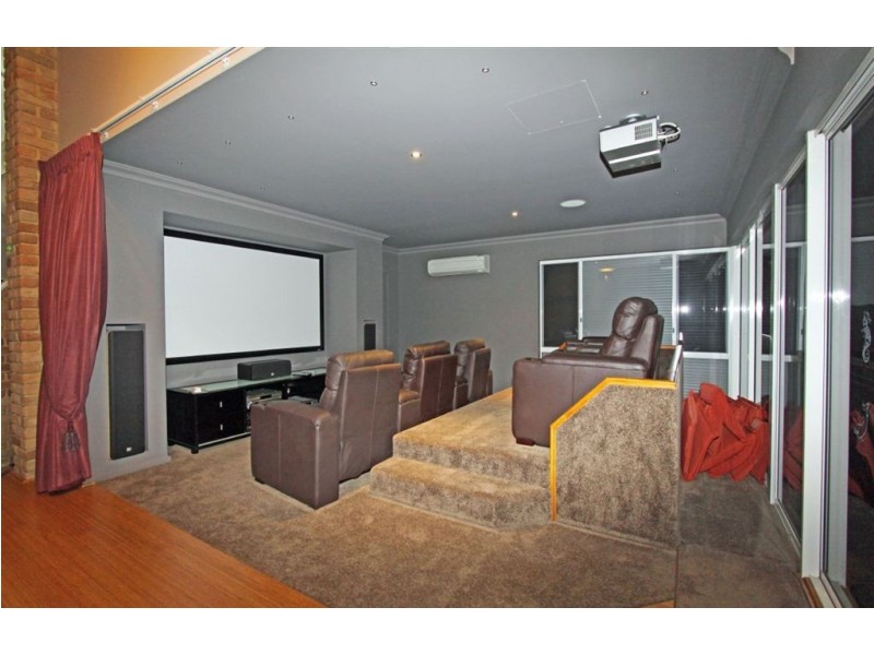 151 Ormsby Terrace, Silver Sands WA 6210