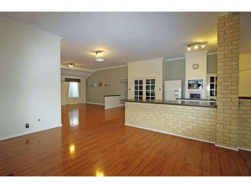 20 Iluka Road, Dawesville WA 6211